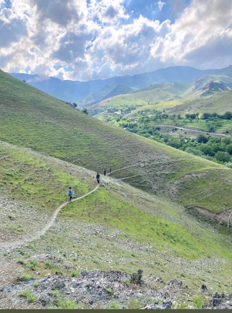 Majrum-to-Asraf village trek