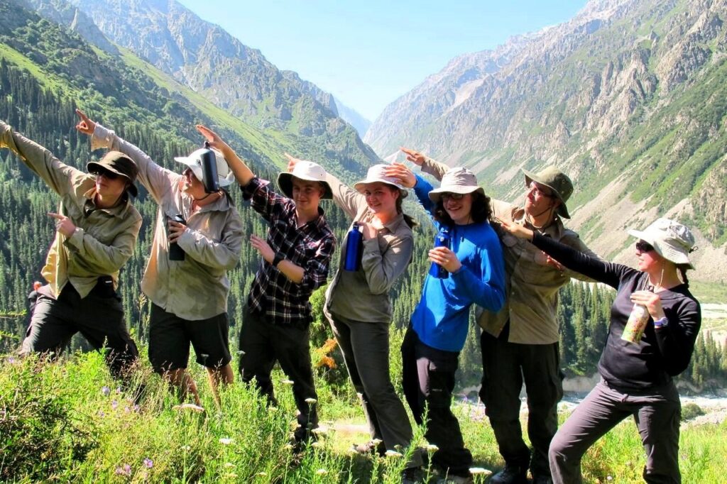 Hayat Bashi Peak hiking